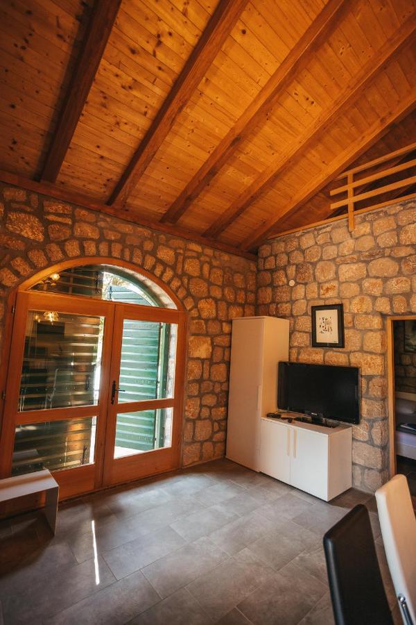 River Huts Zrmanja Obrovac Luaran gambar