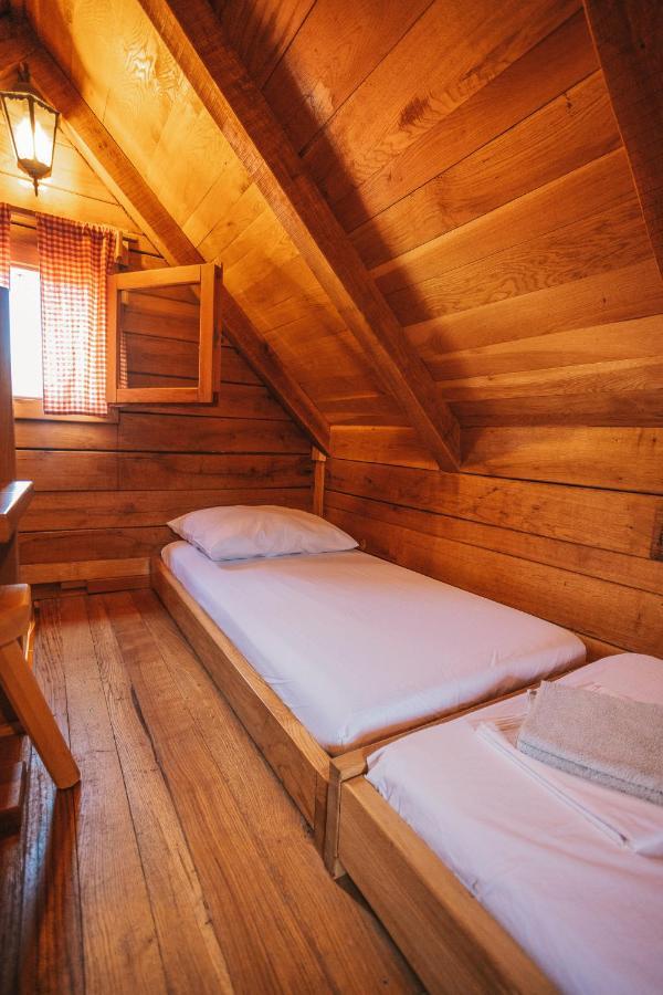 River Huts Zrmanja Obrovac Luaran gambar