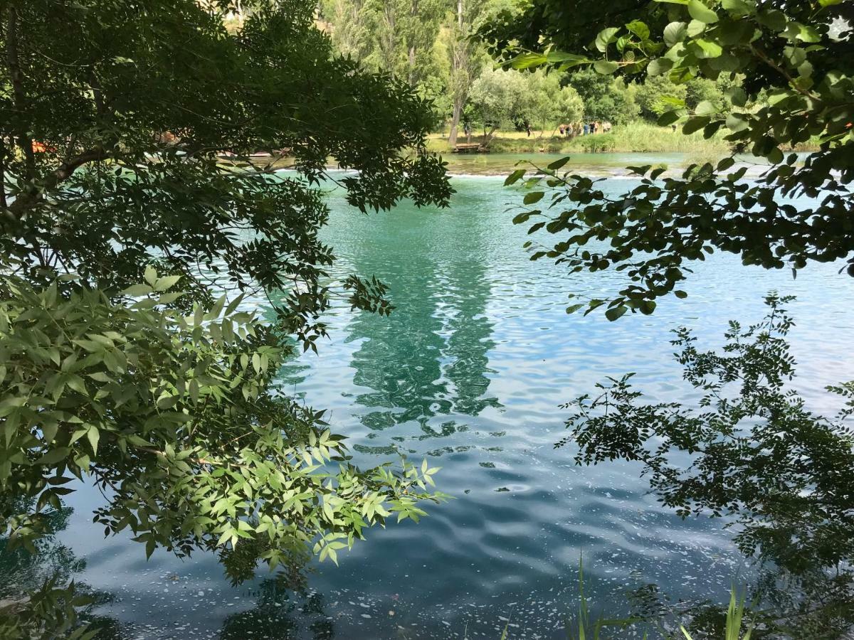 River Huts Zrmanja Obrovac Luaran gambar